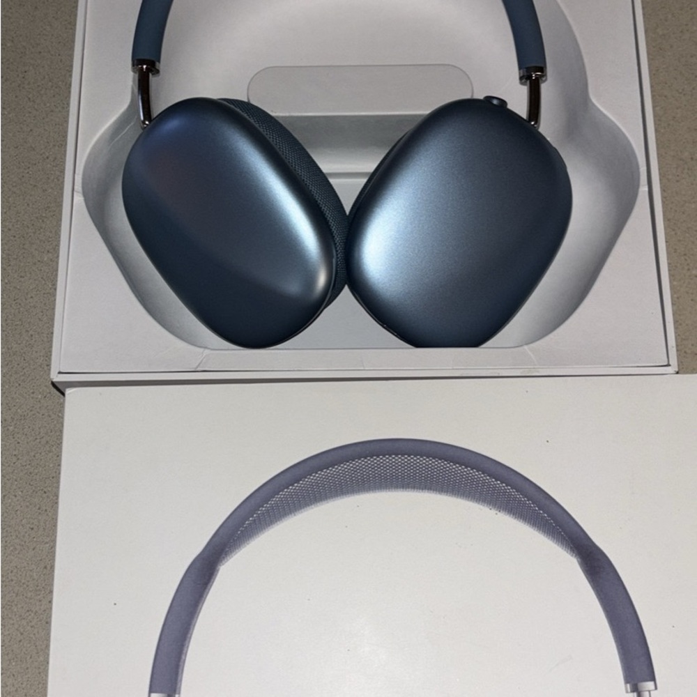 Apple AirPods Max
